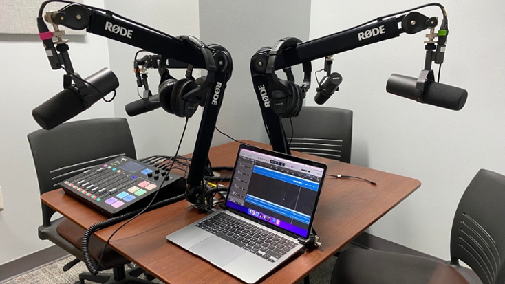 Fayetteville Podcast Studio helps teach local podcasters